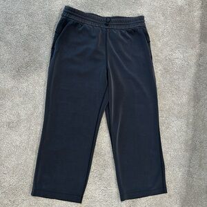 Lululemon softstreme cropped pants